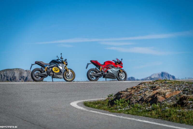 Motor und Antrieb sind gleich, Fahrgefühl und Optik komplett anders Motor und Antrieb sind gleich, Fahrgefühl und Optik komplett anders