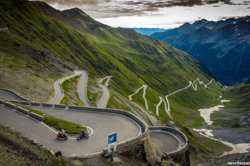 Inside Stilfser Joch: 48 Kurven ins Motorradfahrer-Glück Inside Stilfser Joch: 48 Kurven ins Motorradfahrer-Glück